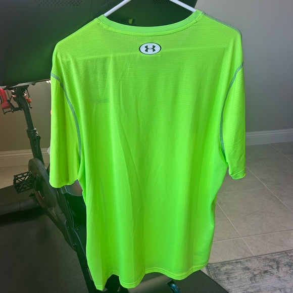 Under Armour Green Short Sleeve Performance Tee - Picture 2 of 5
